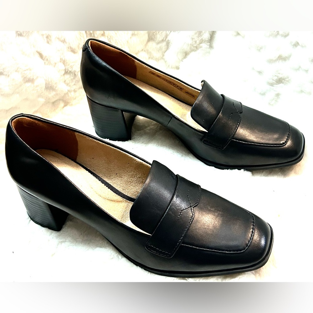 Rockport Black Leather Chunky Block Heel Penny Loafer women’s size 8